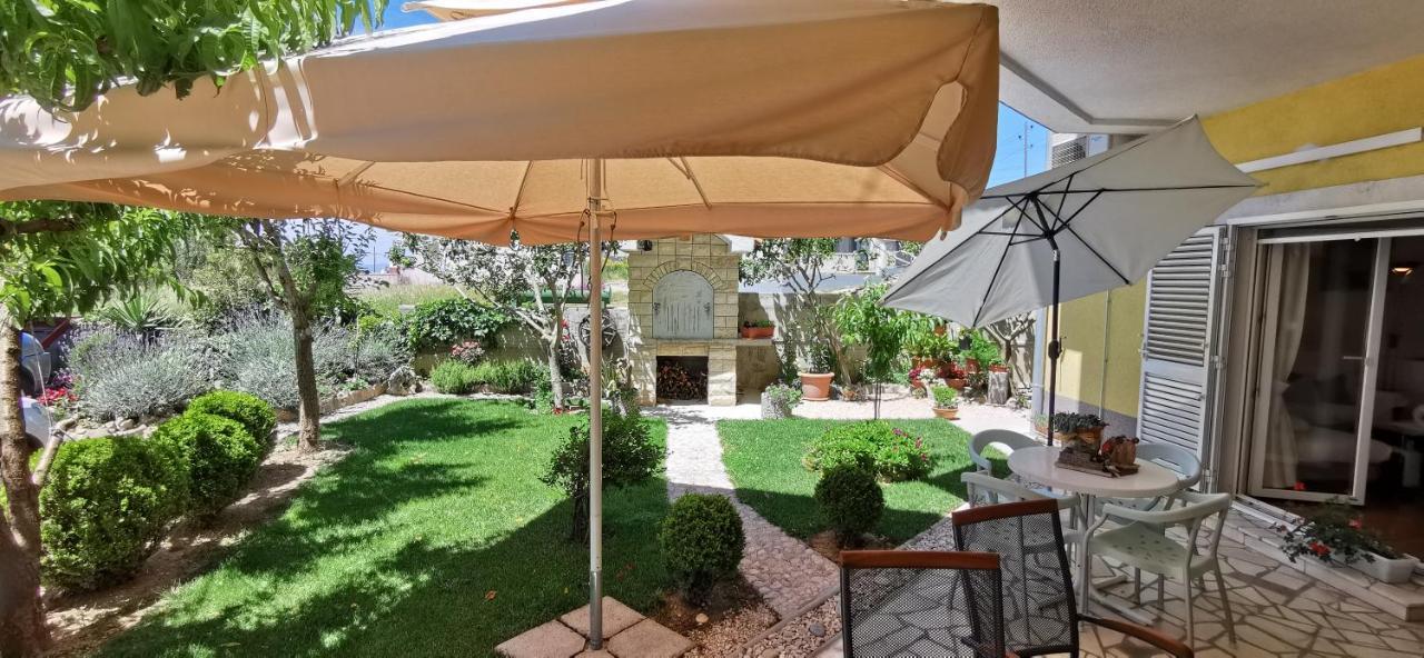 Apartman Kapovic Kaštela Exteriér fotografie